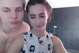 Teenager couple having sex live first time [Part 2 on Teencamx.com]